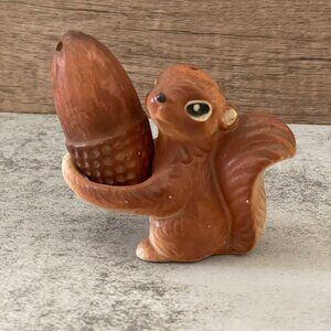 Vintage Squirrel Holding Acorn Salt Pepper Shakers Brown Hand-Painted Ceramic